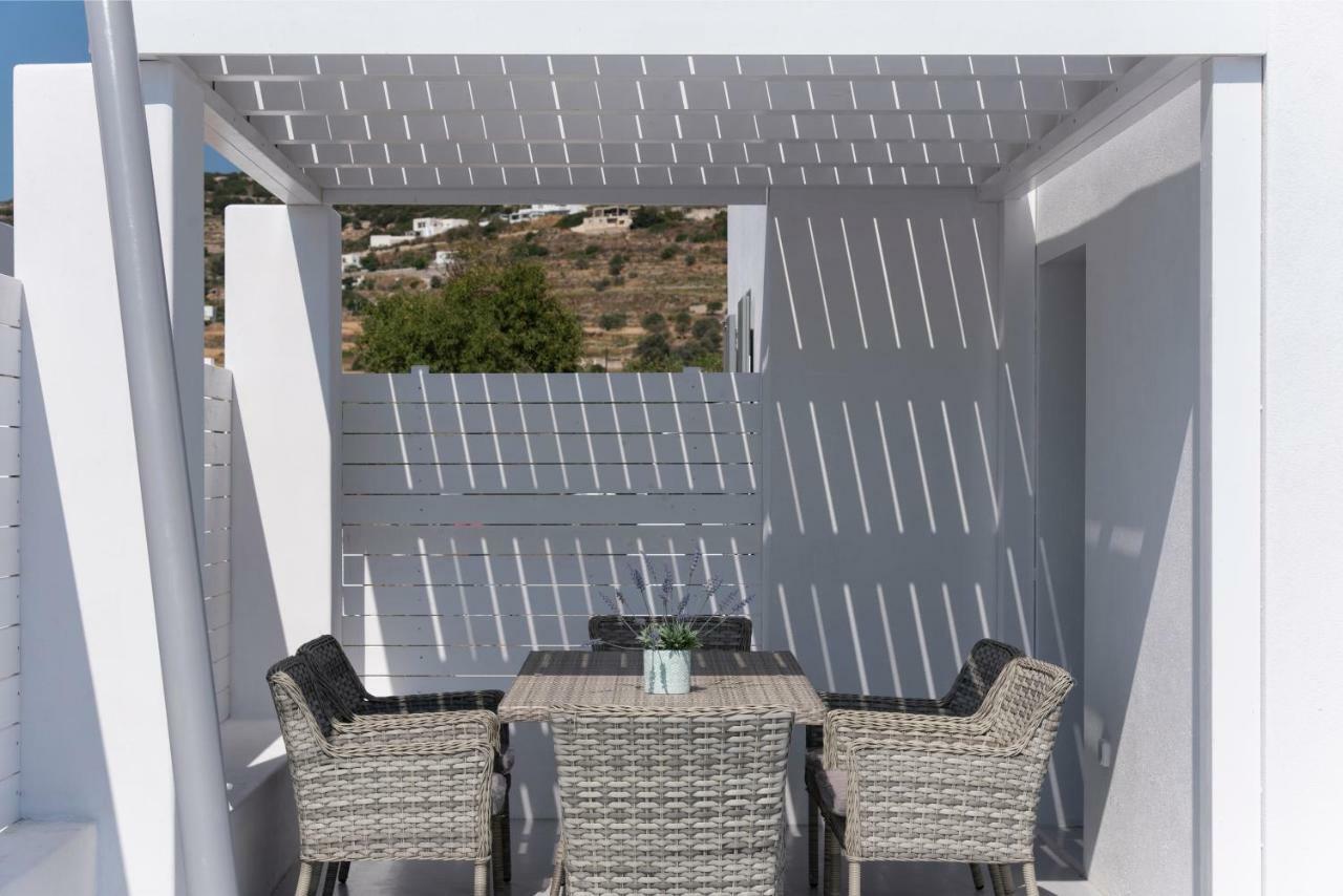 Paros Elitas Villas Bagian luar foto