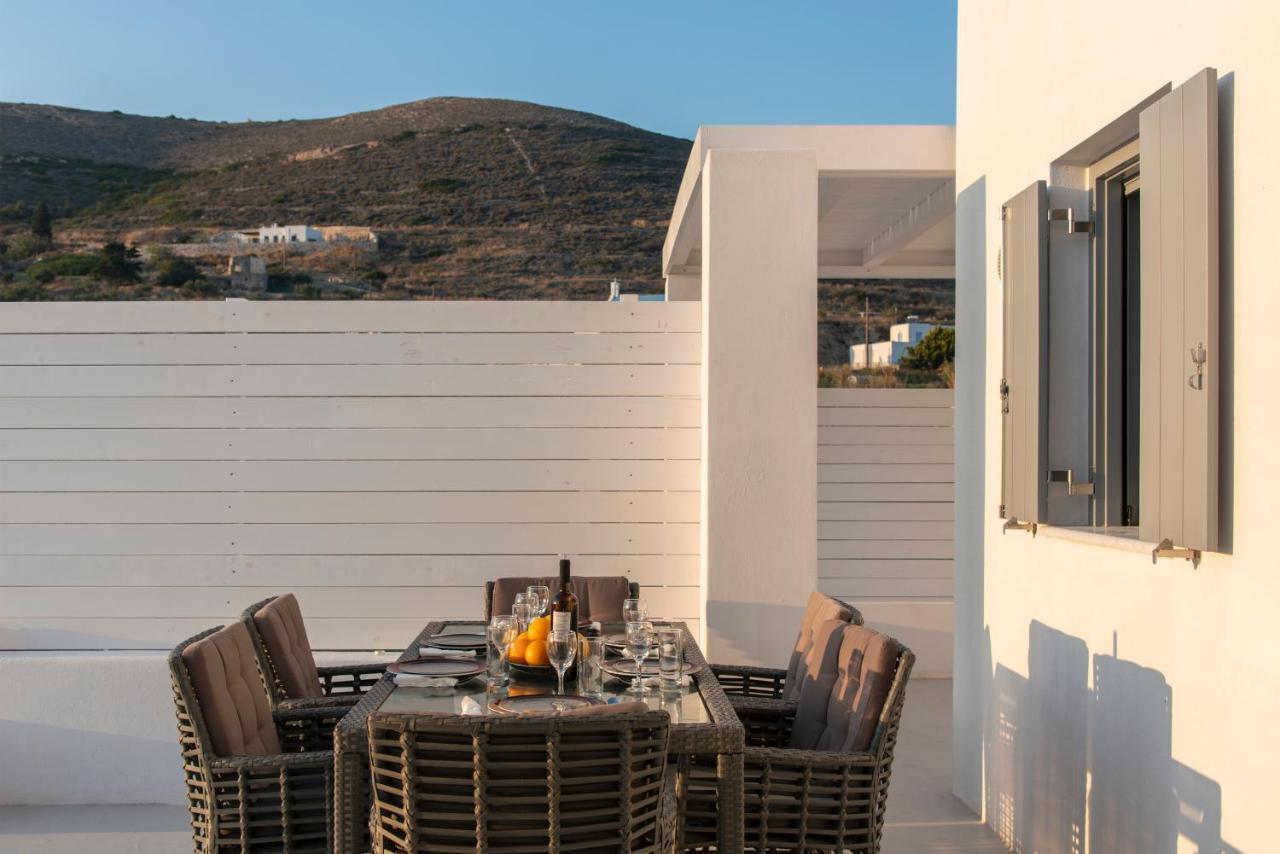 Paros Elitas Villas Bagian luar foto